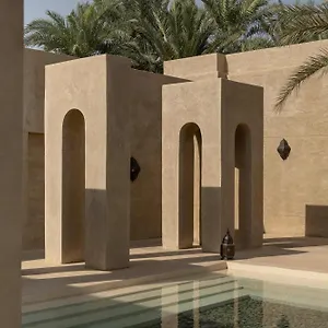 منتجع باب الشمس الصحراوي -
