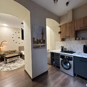 Апартаменты Old Iceri Seher With The Great Location