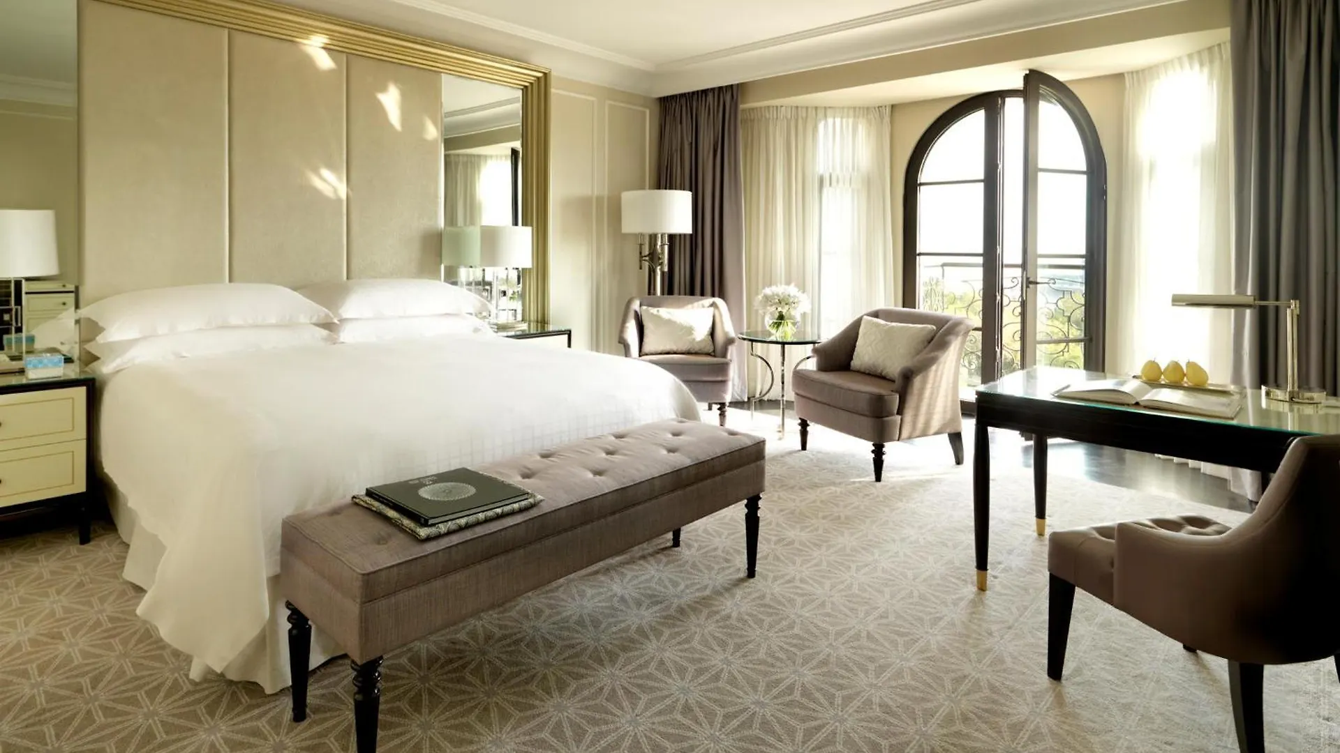 Four Seasons Hotel Baku 5*,