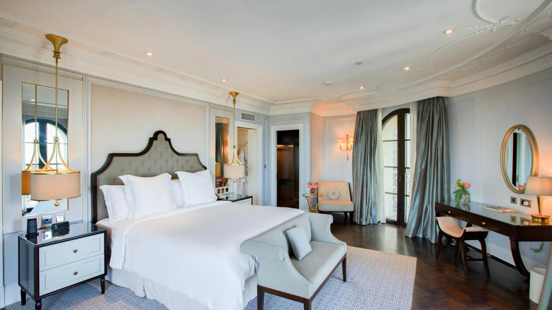 Four Seasons Hotel Baku